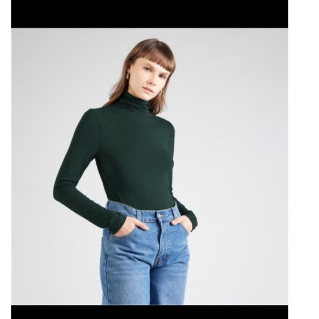 UNI Kaos Inner Turtleneck Wanita Lengan Panjang Motif Polos - Women Featherweight Turtleneck uniqloT