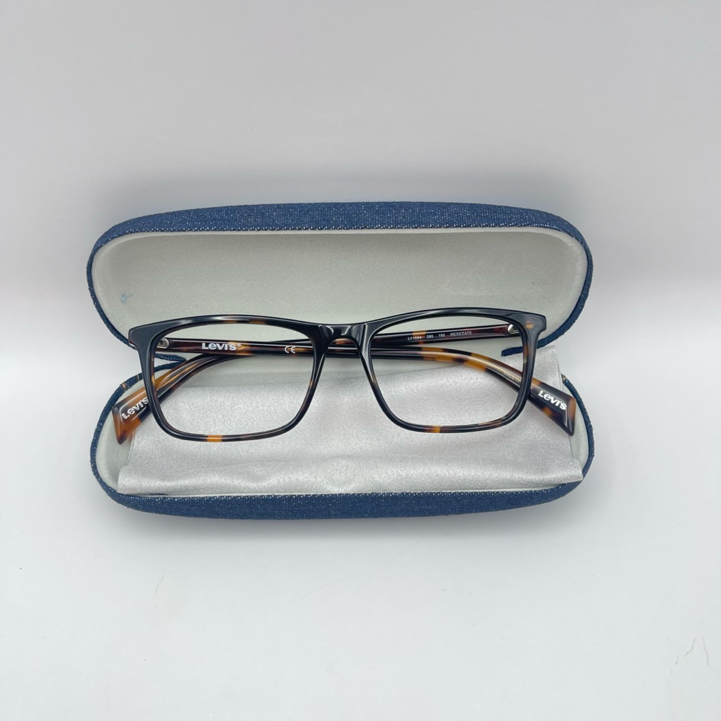 FRAME KACAMATA LEVI’S HEXETATE LV1004