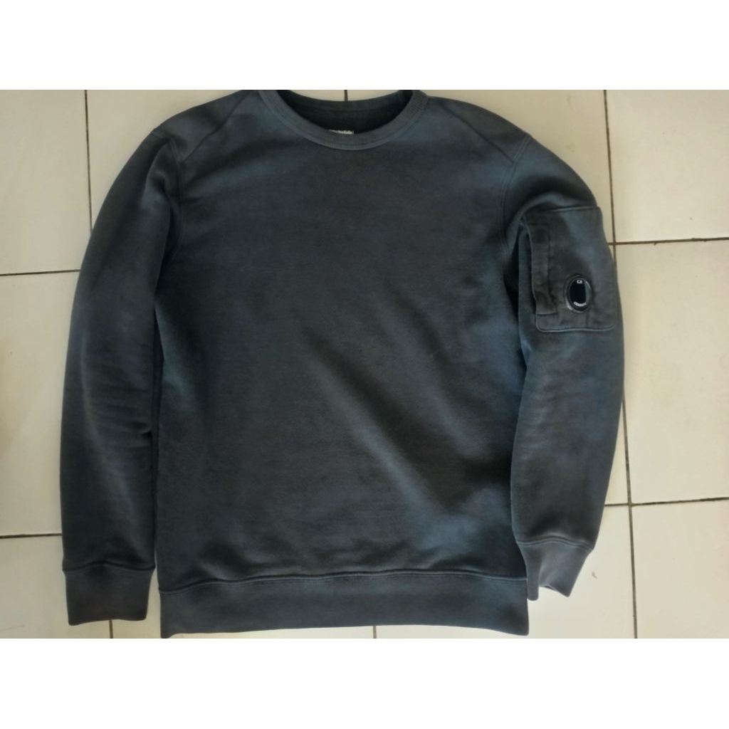crewneck cp company