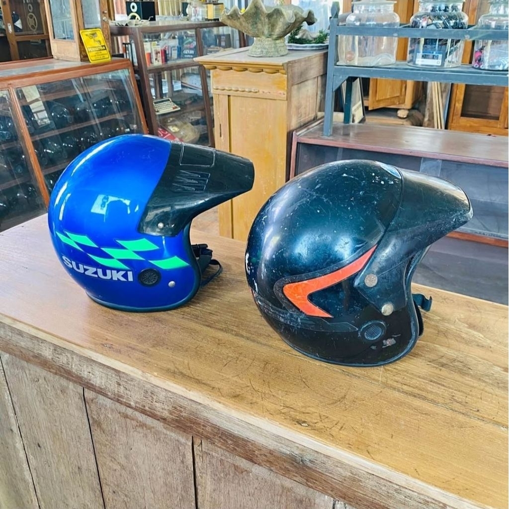 helm jadul dmi 2 buah