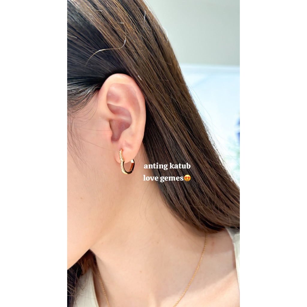 anting love titanium