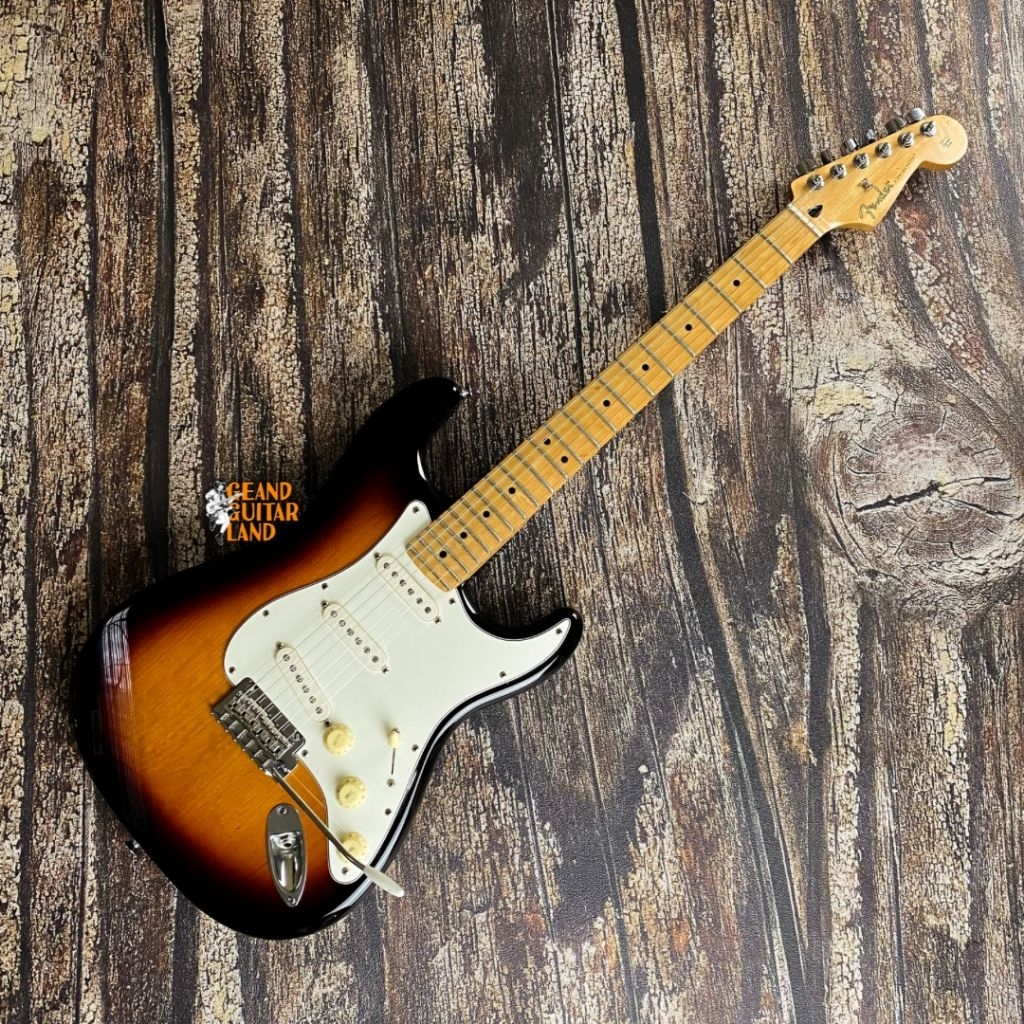 Fender Player Series Stratocaster Mexico in 3 Tone Sunburst