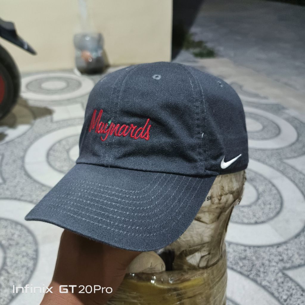 TOPI BASEBALL NIKE HERITAGE 86 ORIGINAL