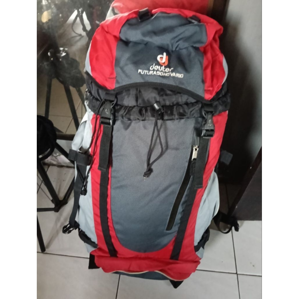 Tas Carrier Deuter