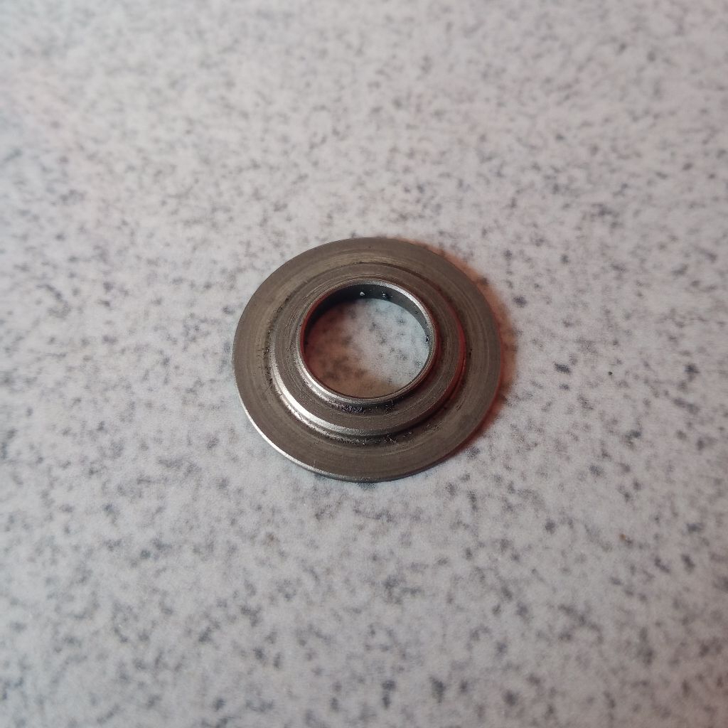 Ring Reng ganjal bawah per pir klep Bosh klep Honda Vario 110 KVB