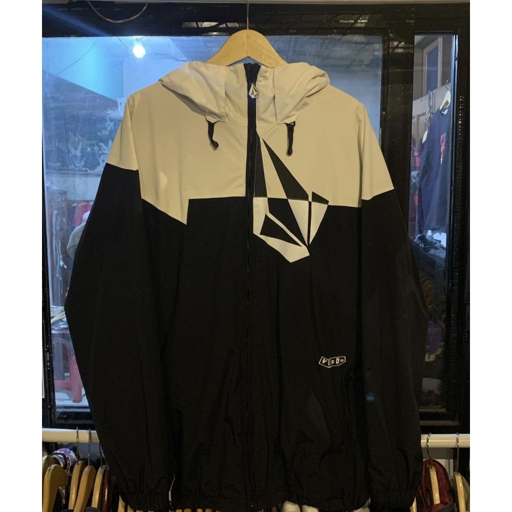BACA DESKRIPSI - Jaket Volcom Jaket Snowboard Jaket Wind Breaker Anti Air