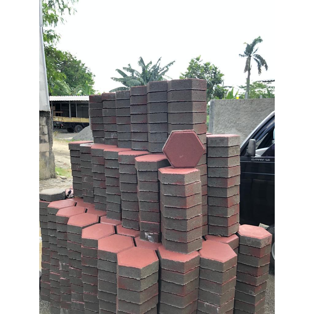 Paving Block Hexagon Hidrolik - Merah