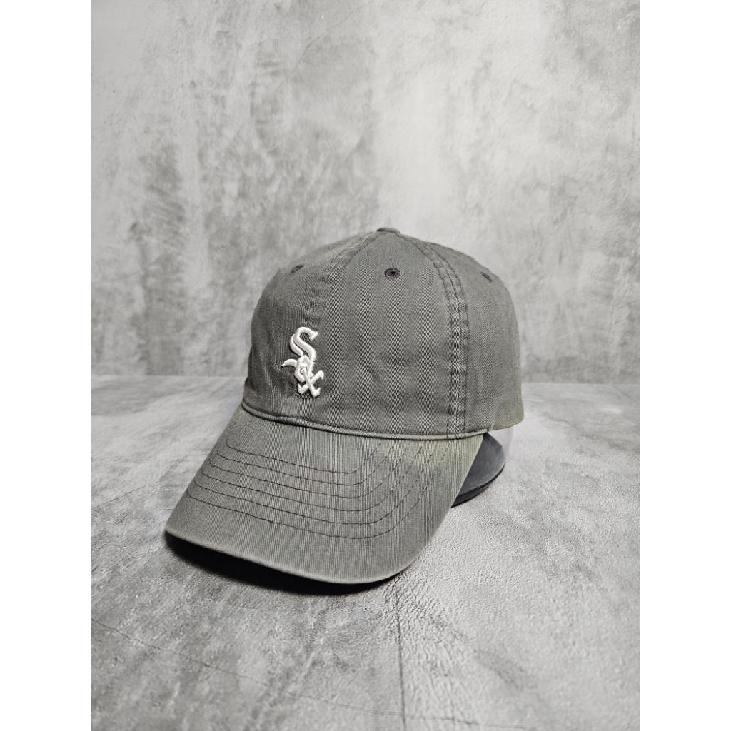 MLB Chicago White Sox Small Logo Adjustable Cap