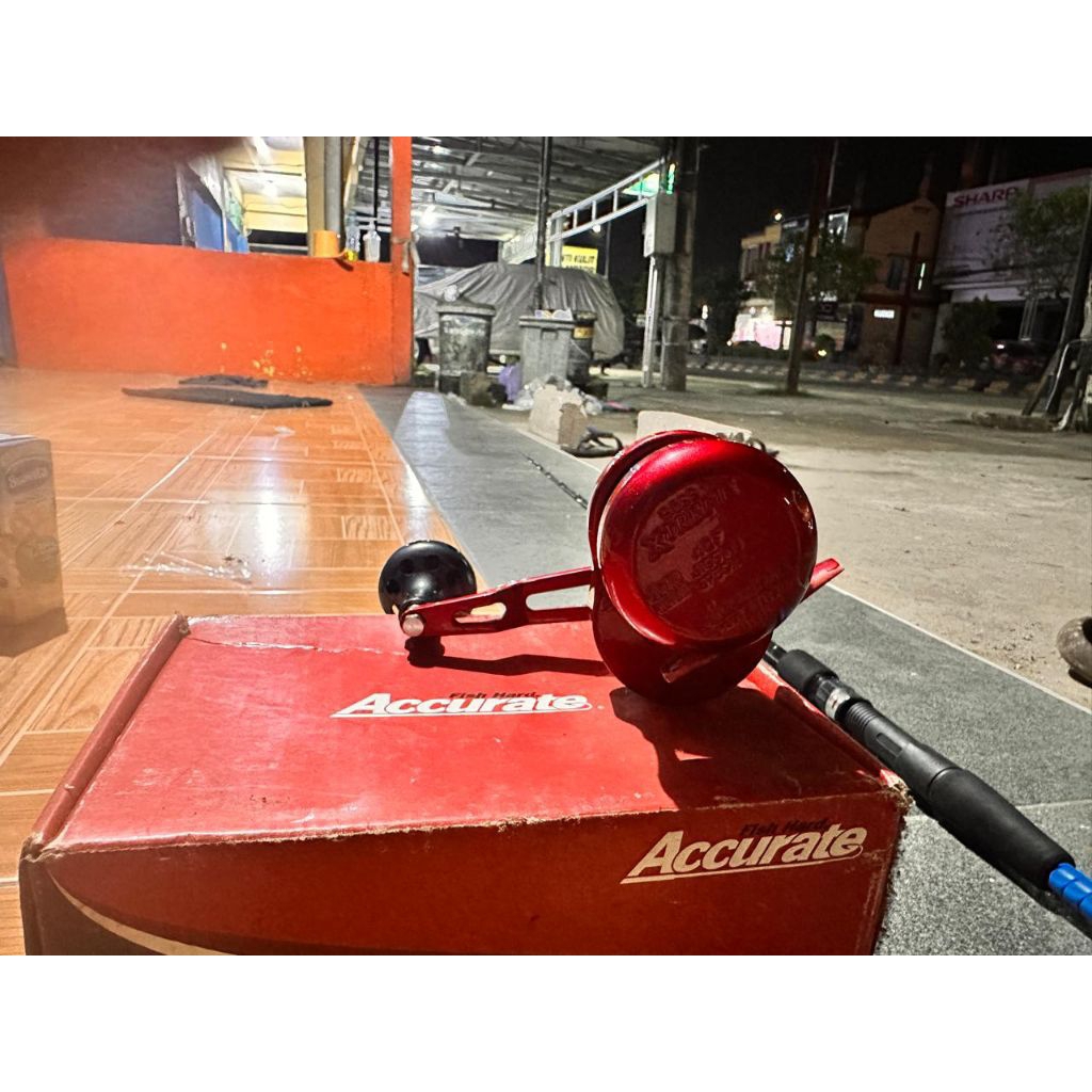 REEL OH ACCURATE Boss Extreme Jigging 400
