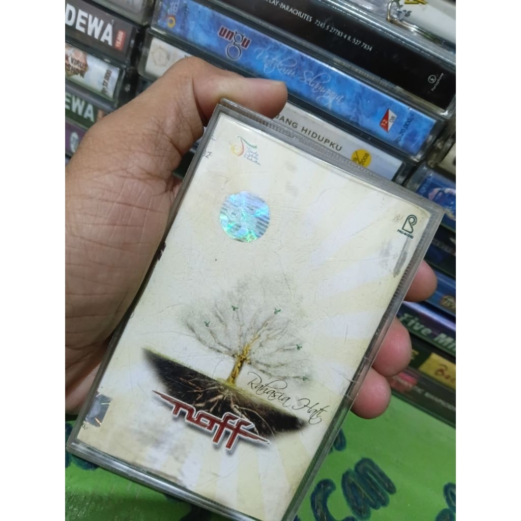 Kaset Naff - Rahasia hati