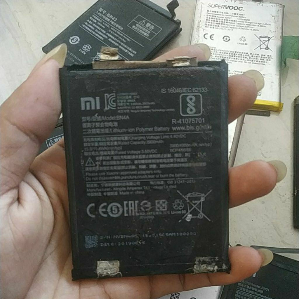 baterai bekas xiaomi model BN4A minus soket
