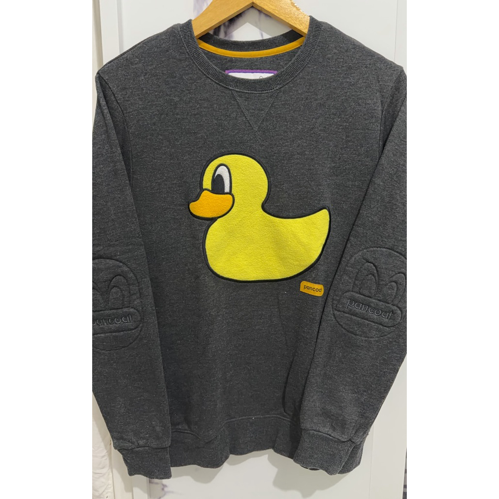Preloved sweater pancoat duck