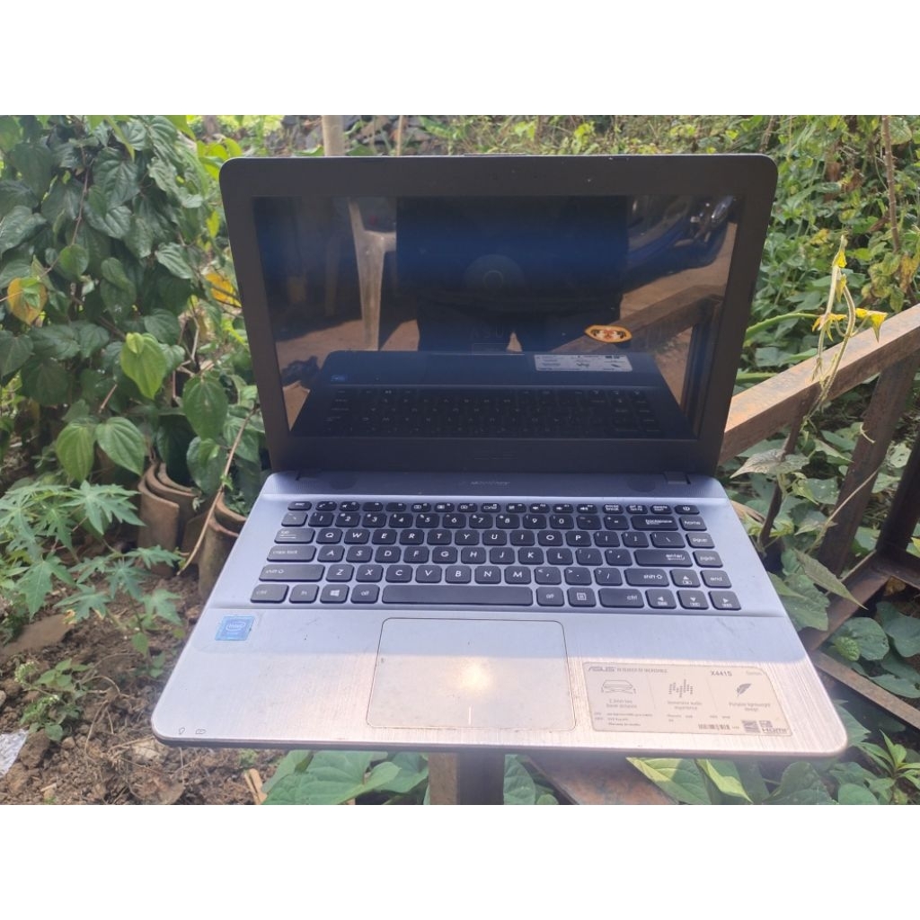 Laptop Asus X441S Processor intel celeron N3060