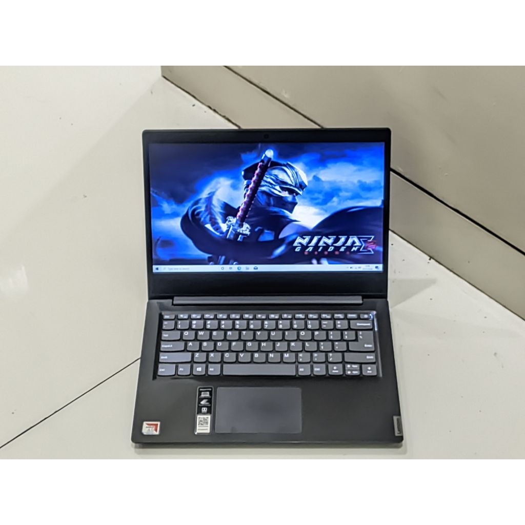 LENOVO IDEAPAD S145 AMD A9-9425 RADEON R7 M440 RAM 4GB HDD 1000GB FULLSET NORMAL