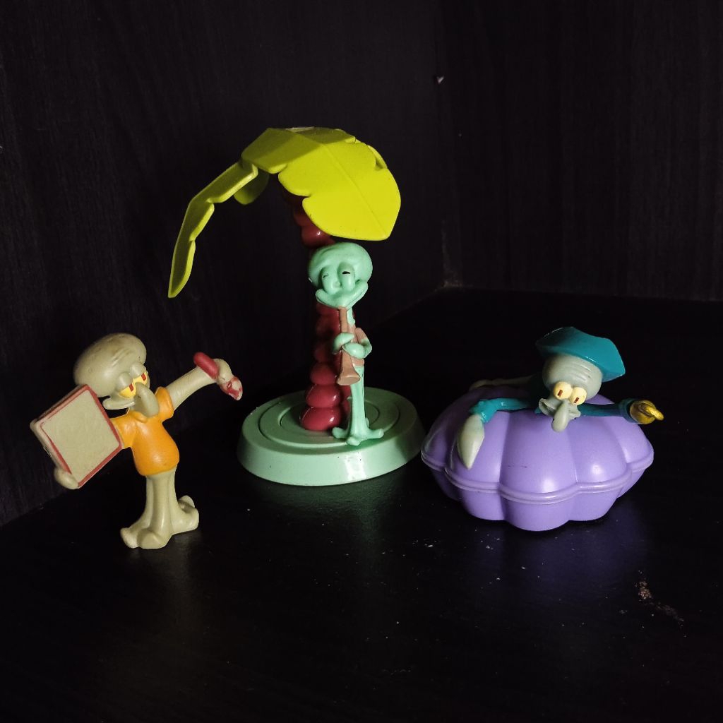 Preloved Figure Squidward SpongeBob SquarePants Viacom McDonald