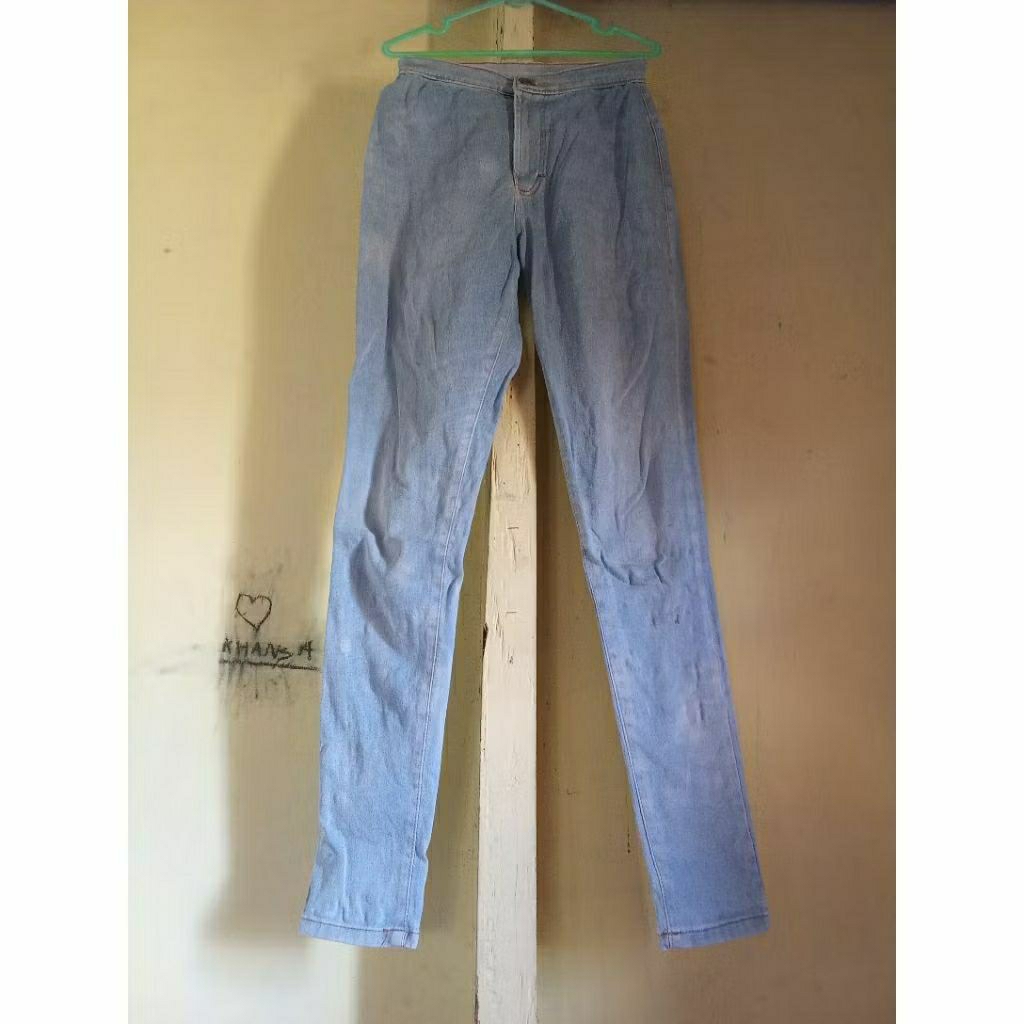 Celana jeans wanita preloved PRADA Milano