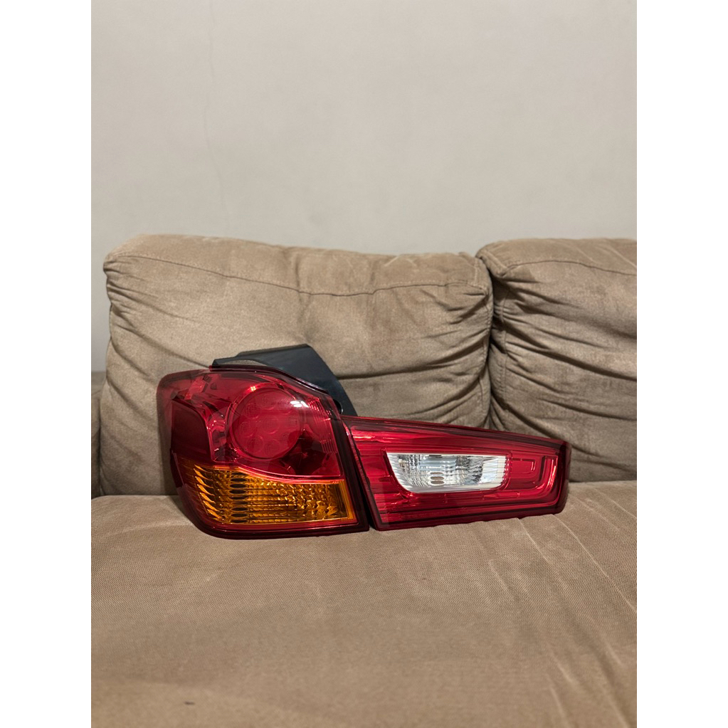 lampu outlander Headlamp