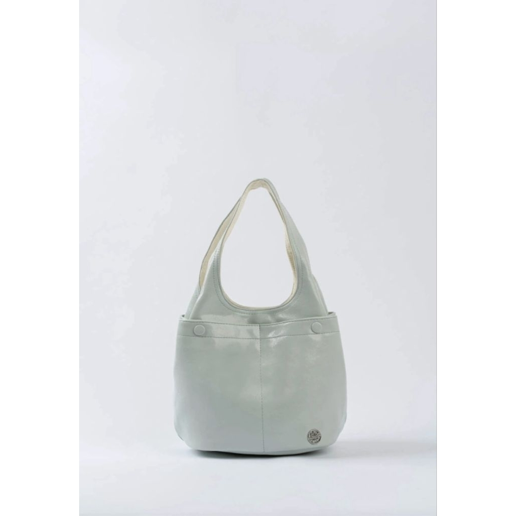 preloved Adora pocket bag ria miranda - warna sage kondisi 98% masih mulus