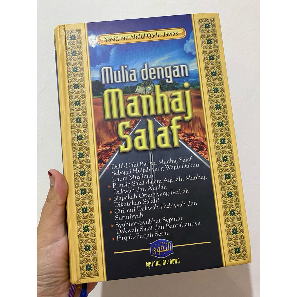 Preloved Buku Mulia Dengan Manhaj Salaf
