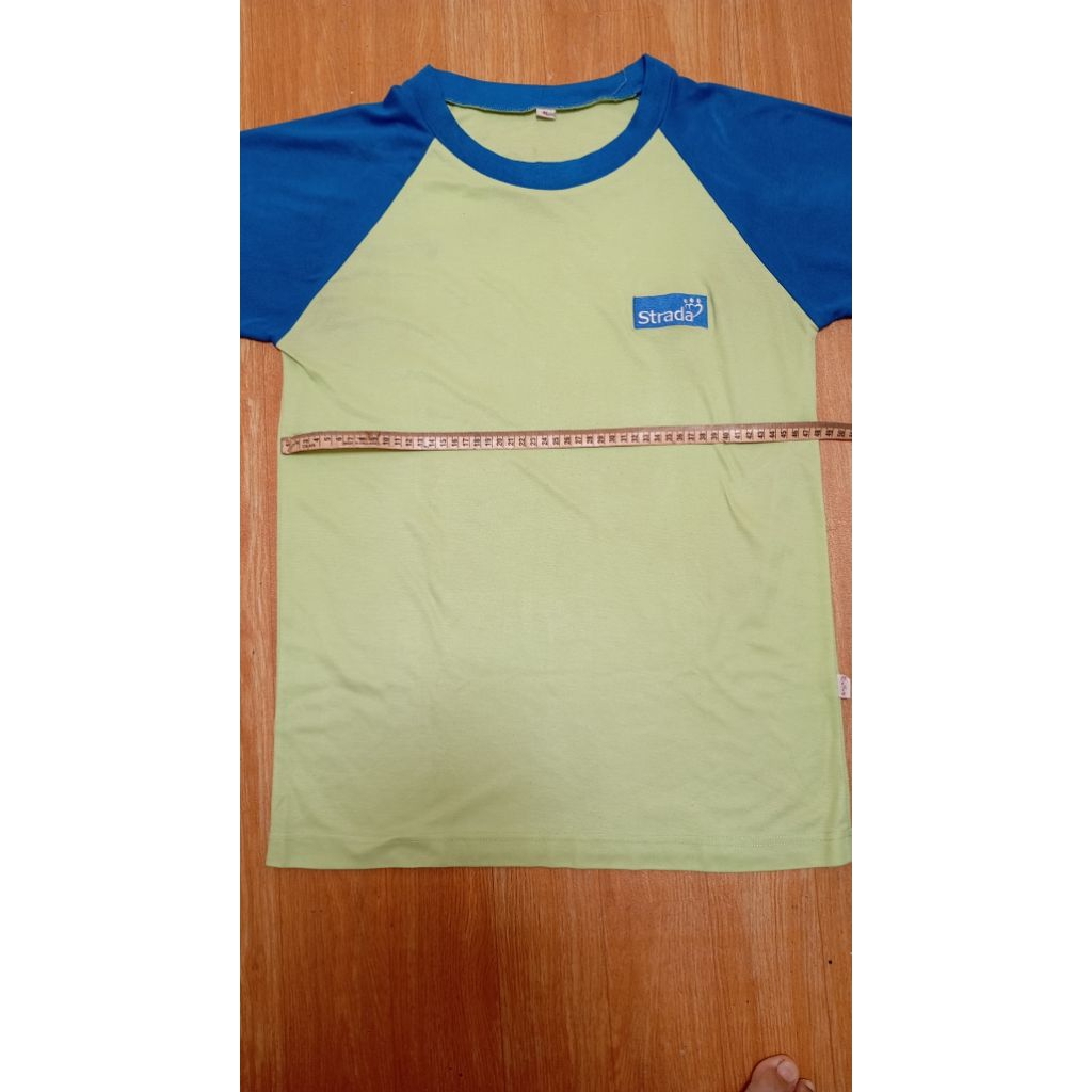 seragam olahraga SMP Strada (preloved)