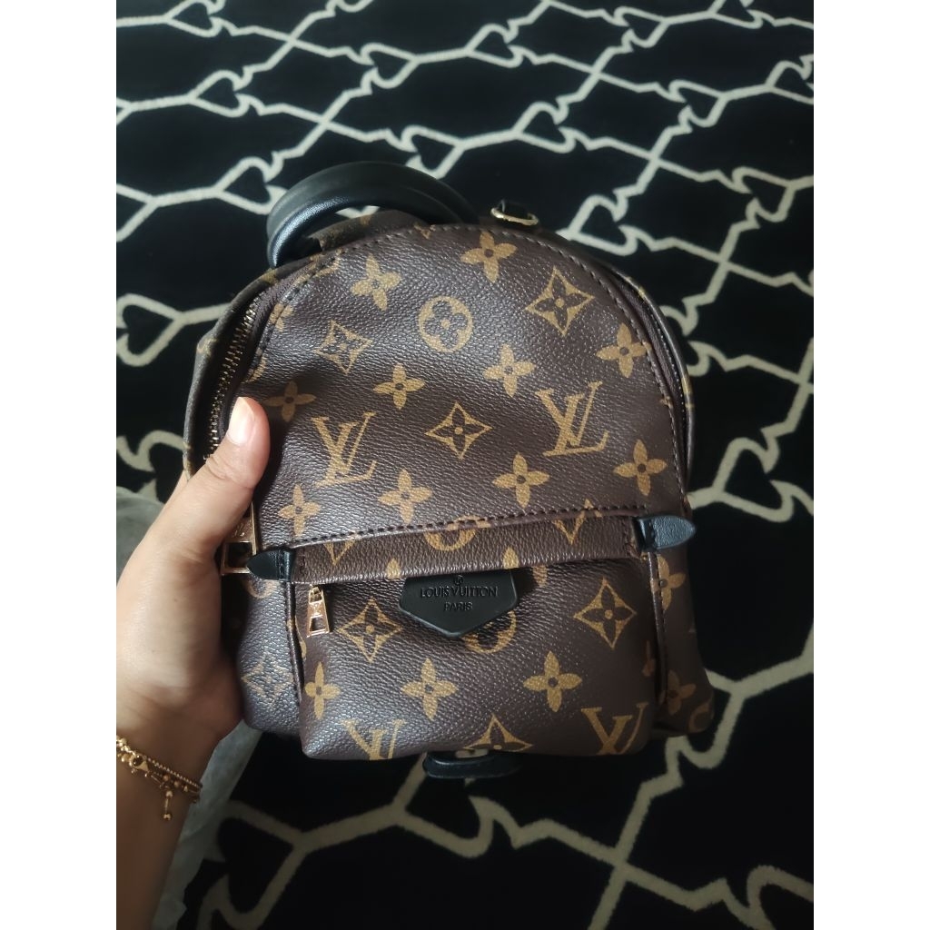 (PRELOVED) MINI BACKPACK LV SUPER BISA DISLEMPANG