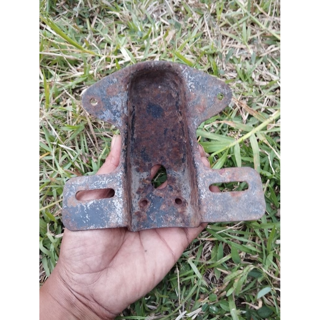 breket pangkon dudukan stoplamp original honda  cb100 cb125