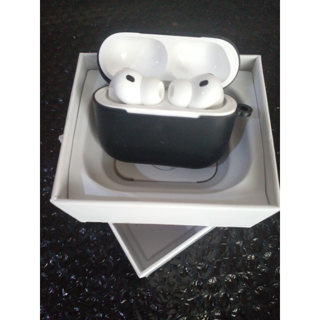 AIRPODS APPLE ORIGINAL PRO GENERASI KE 3 SECOND PRELOVED bekas