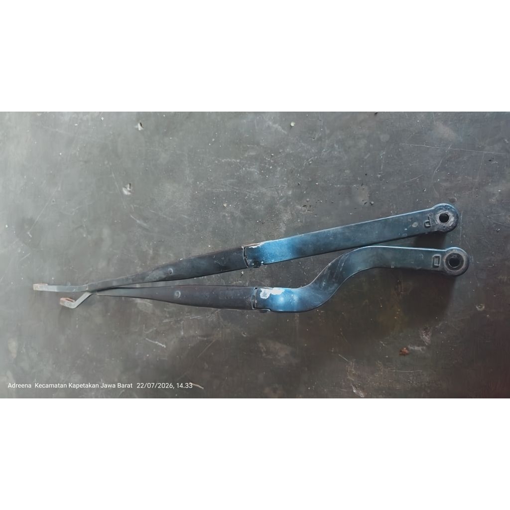 Tangkai wiper Toyota Camry glx SXV20