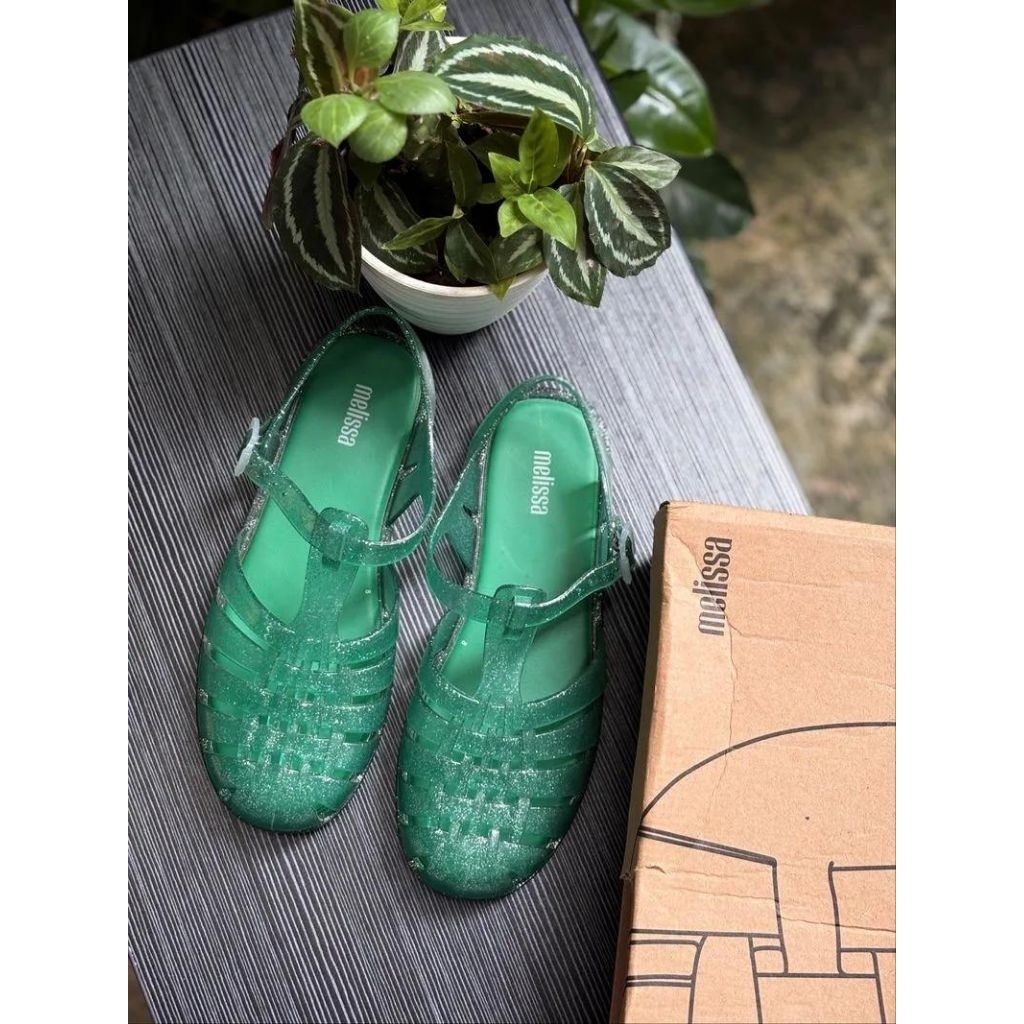 Preloved Melissa - Possession Shiny Glitter Green