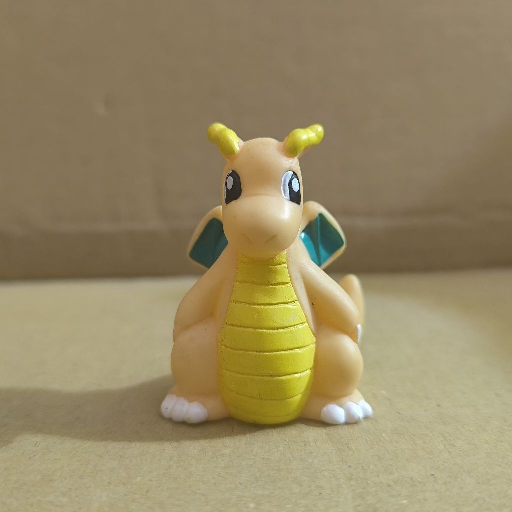 Pokemon Figure Dragonite Moncolle Takara Tomy Action Figure Japan Toy Collection Japan ex Nintendo M