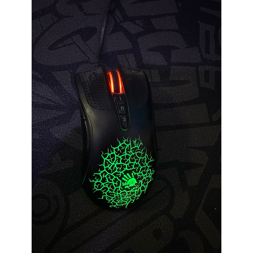mouse bloody a90