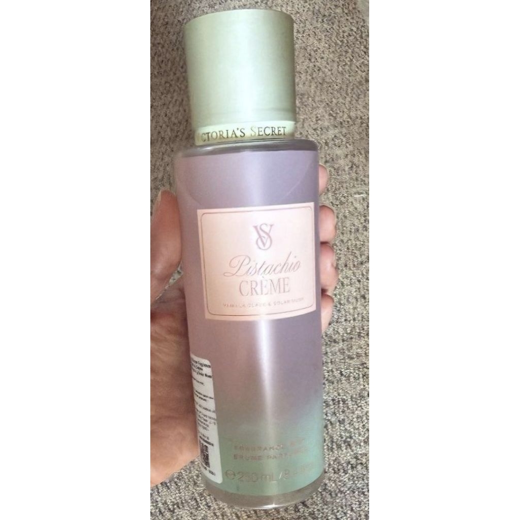 Preloved VS Pistachio Creme