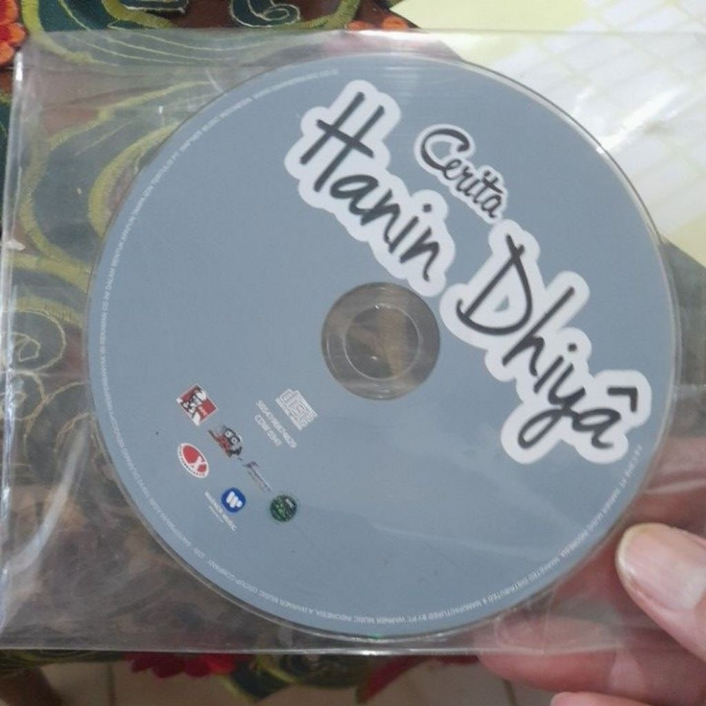 cd musik original cerita hanin dhiya no cover