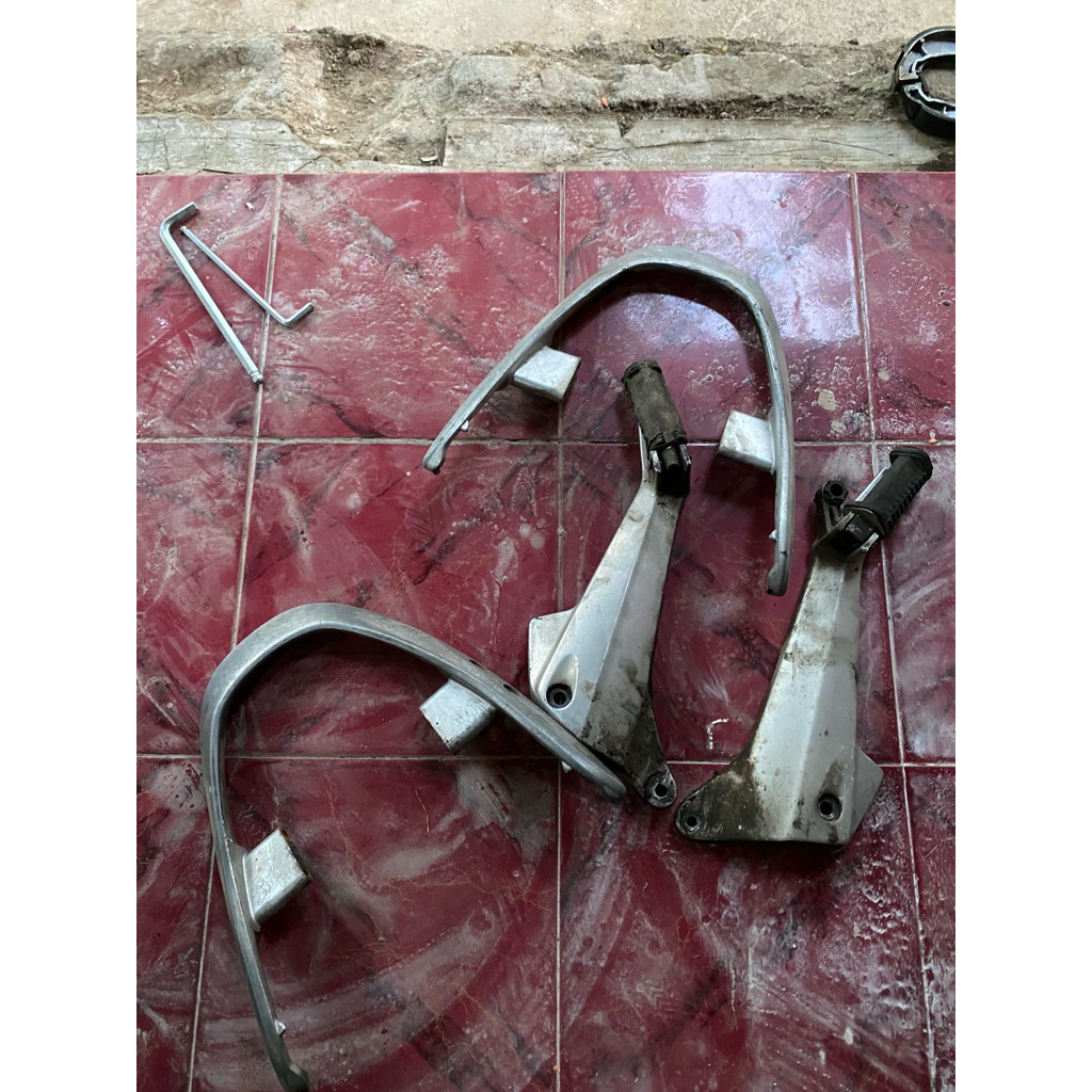behel karisma X 125 copotan