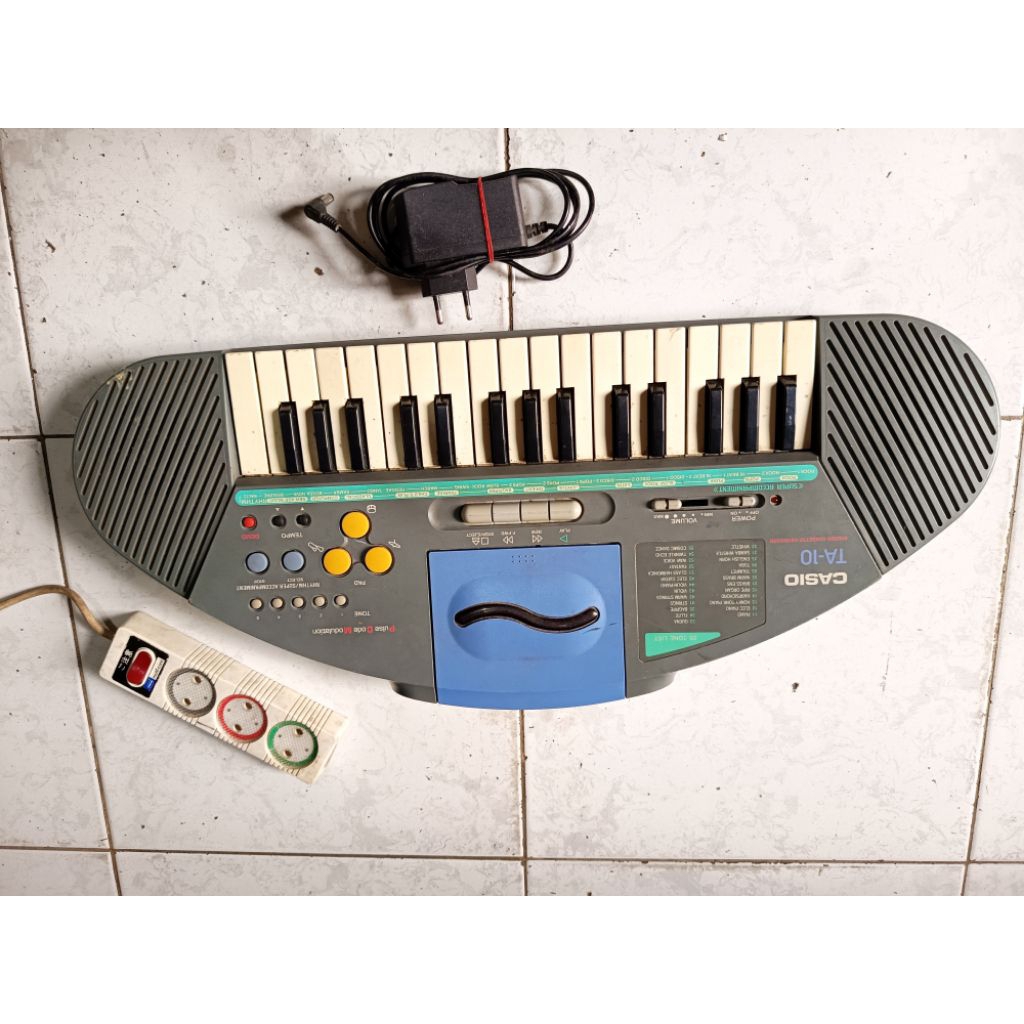 alat musik keyboard instrumen casio TA-10 bekas normal pemakaian pribadi