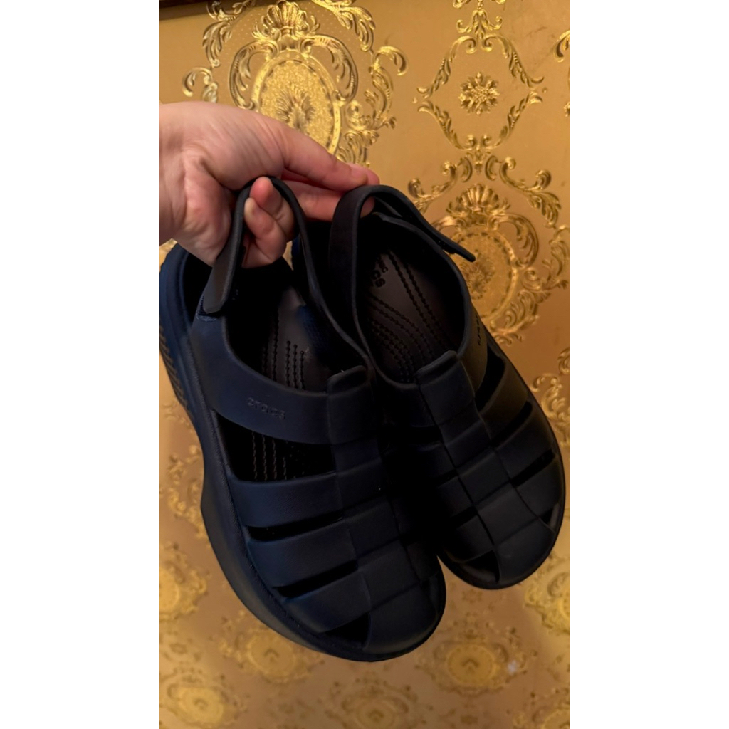 preloved crocs original 100%