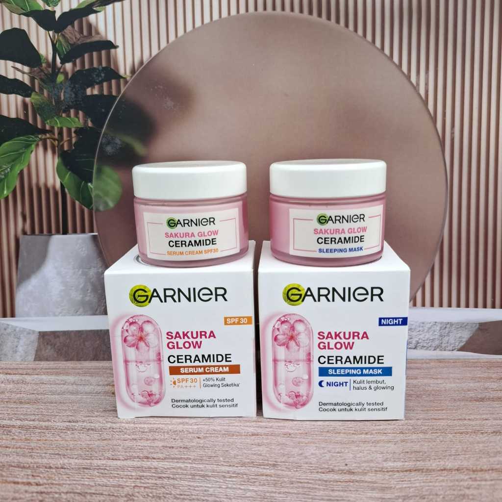 GARNIER Sakura Glow Ceramide Skin Barrier Simple Set Day Cream & Night Cream 50 ml Krim Siang & Krim