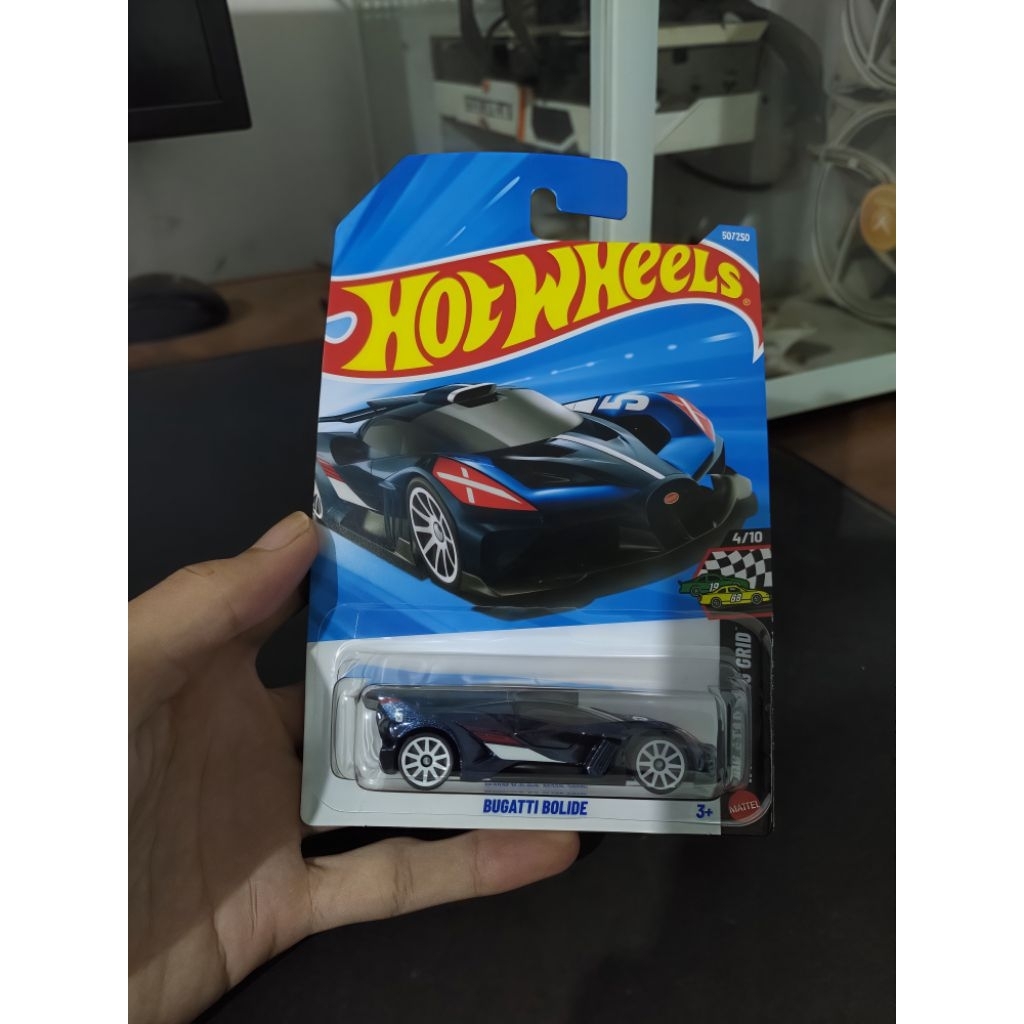 Hotwheels Bugati Bolide card Reguler