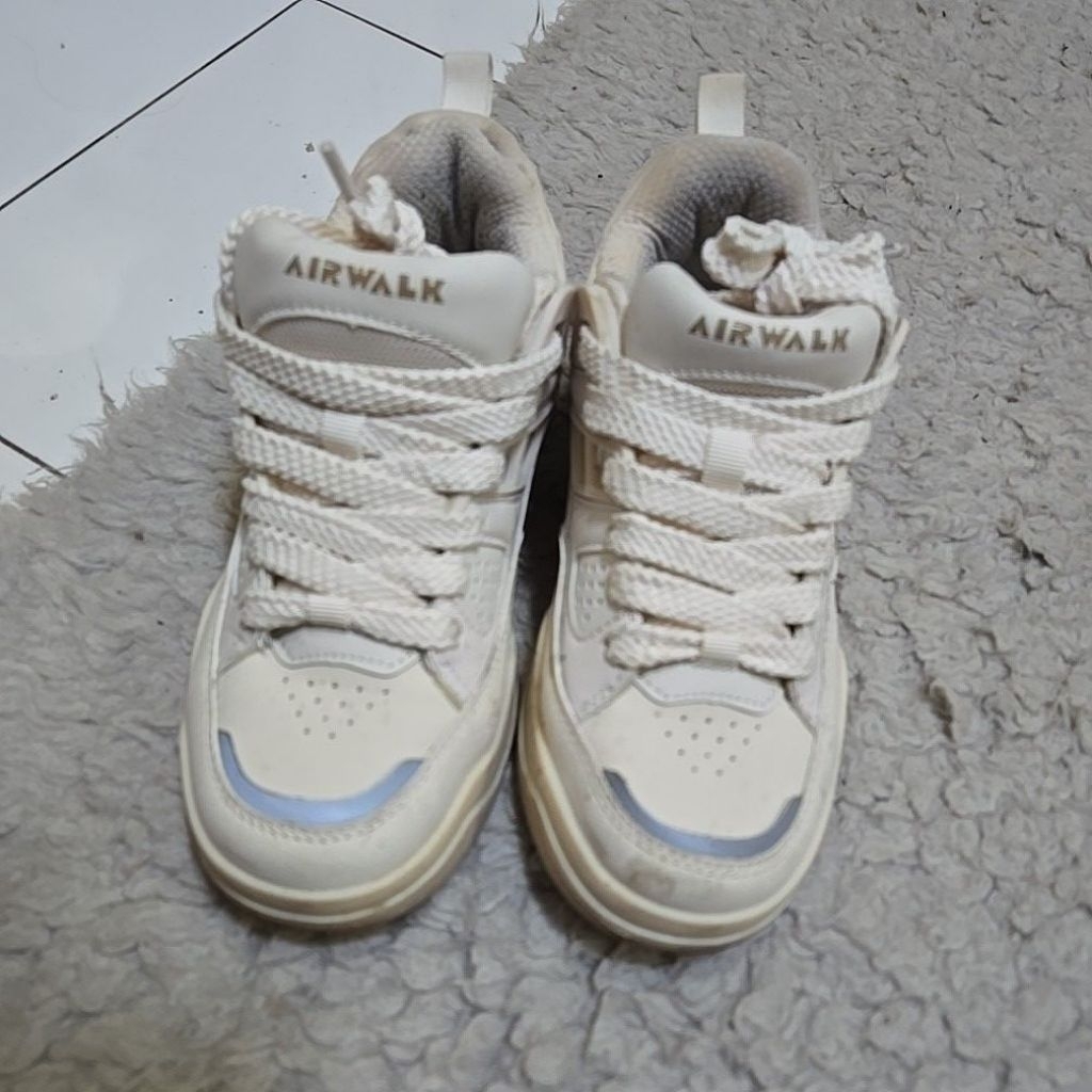 Sneakers Airwalk Broken White Size 37 1x used