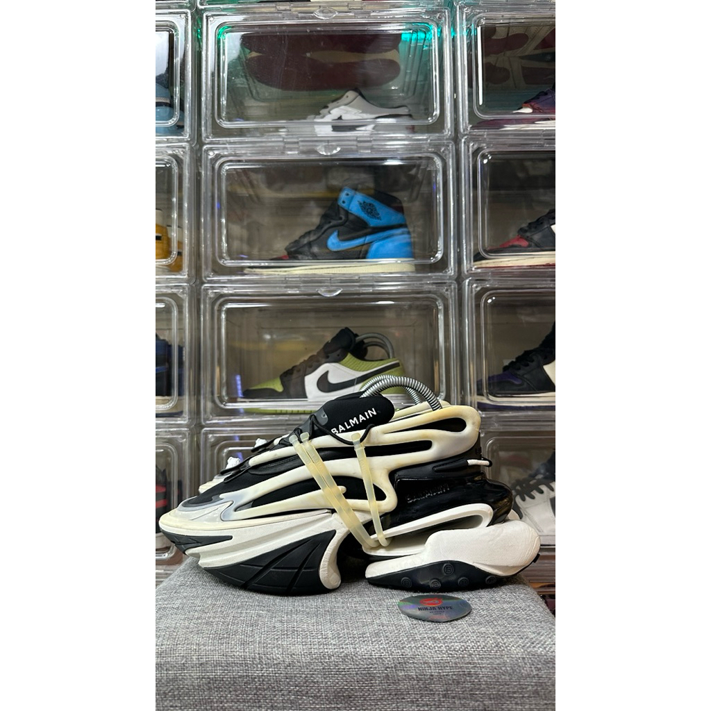 BALMAIN UNICORN LOW BLACK WHITE , BALMAIN UNICORN LOW , SNEAKERS , SHOES , SEPATU , SNEAKERS ITALY ,