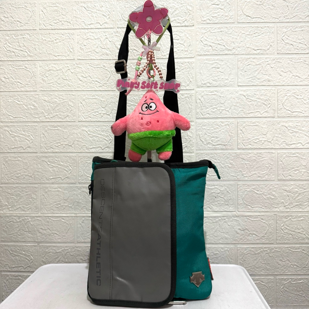 tas sling bag descente. tas selempang kanvas. tas sling bag prelop. tas sling pria cowok. tosca
