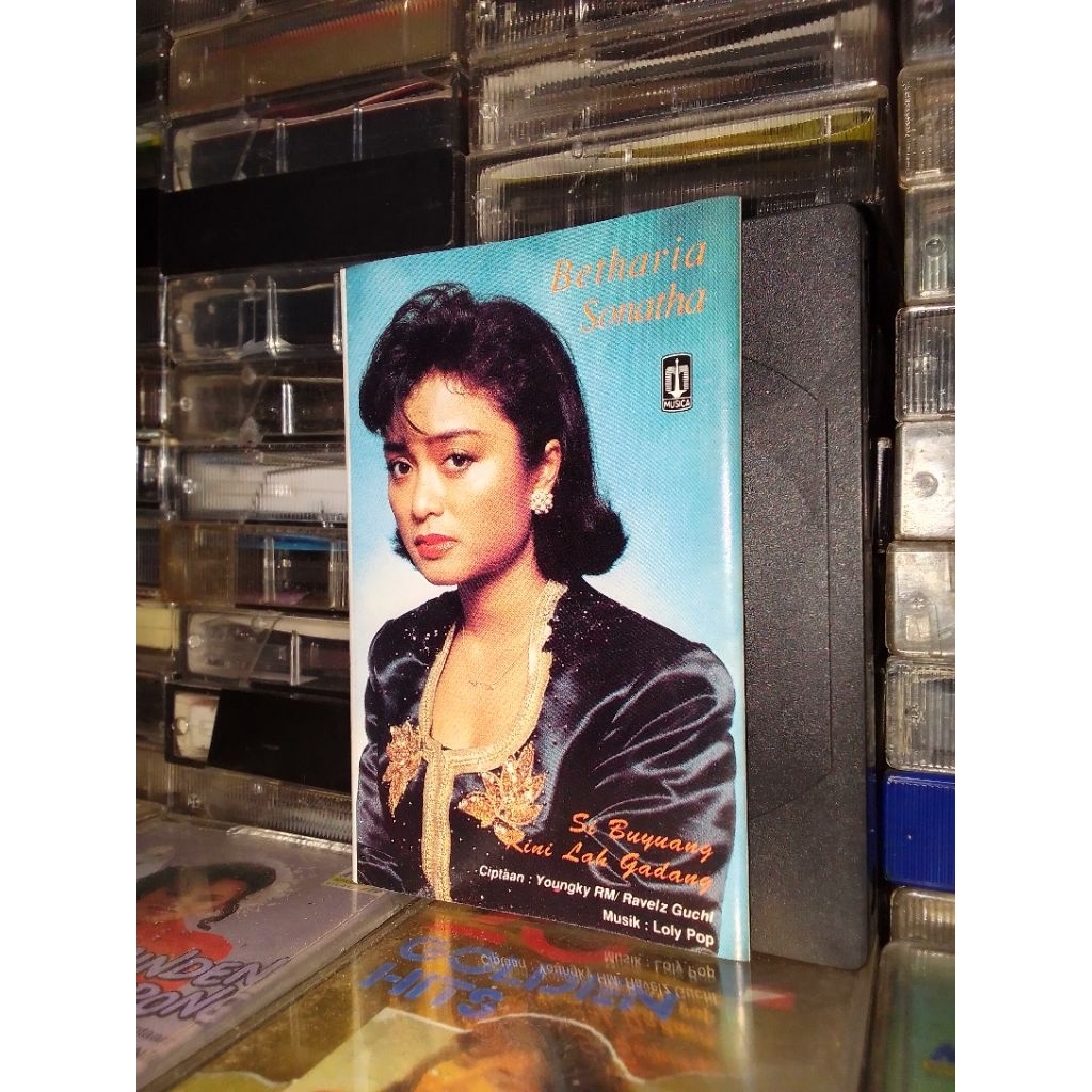 kaset pita Betharia Sonata - si buyung