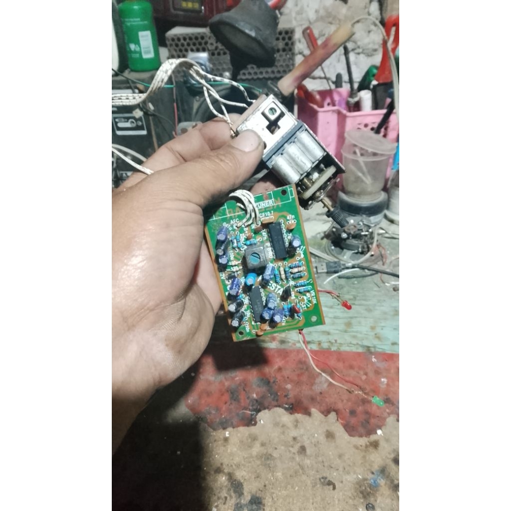 kit tuner fm  setereo nyala normal siap naik psu