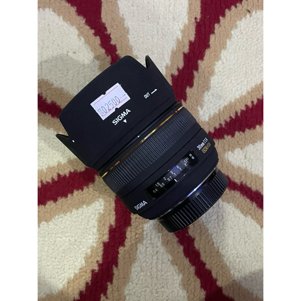 lensa sigma 30mm f1.4 EX for Nikon