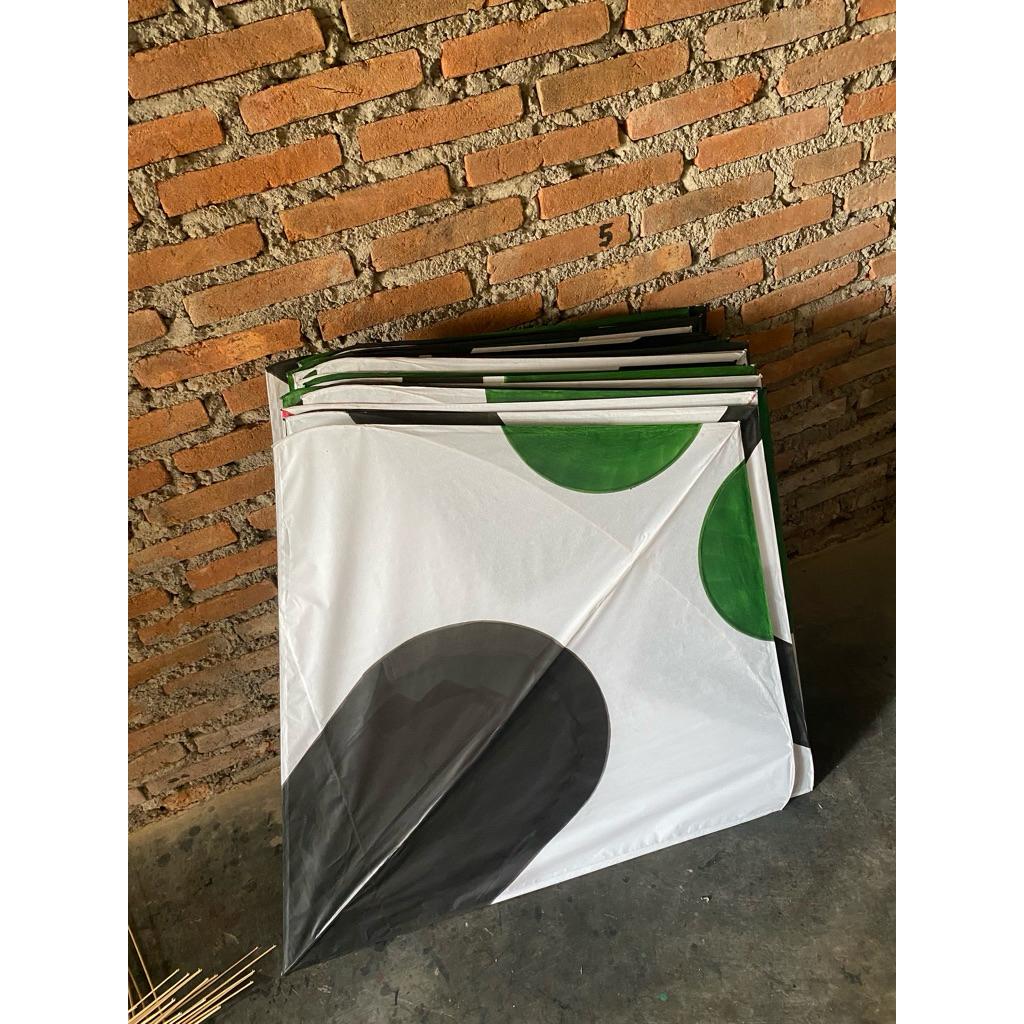 layangan aduan turnament giblur ukuran 110cm | layangan buat turnament isi 20 pcs