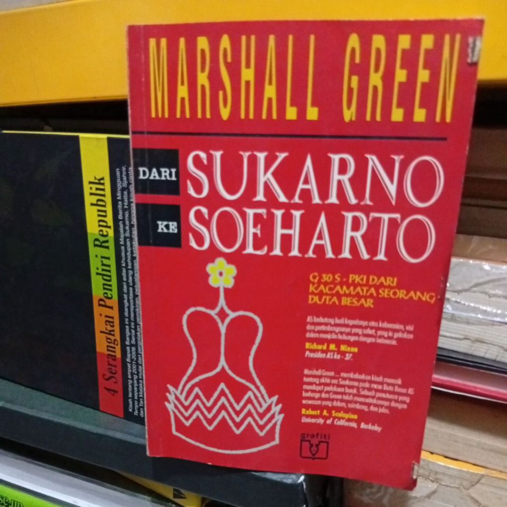 dari sukarno ke soeharto bekas original
