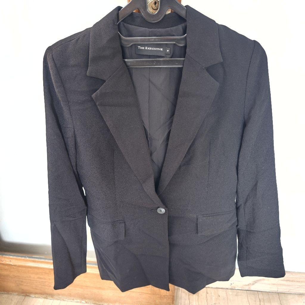 Blazer Jas Wanita The Executive Preloved