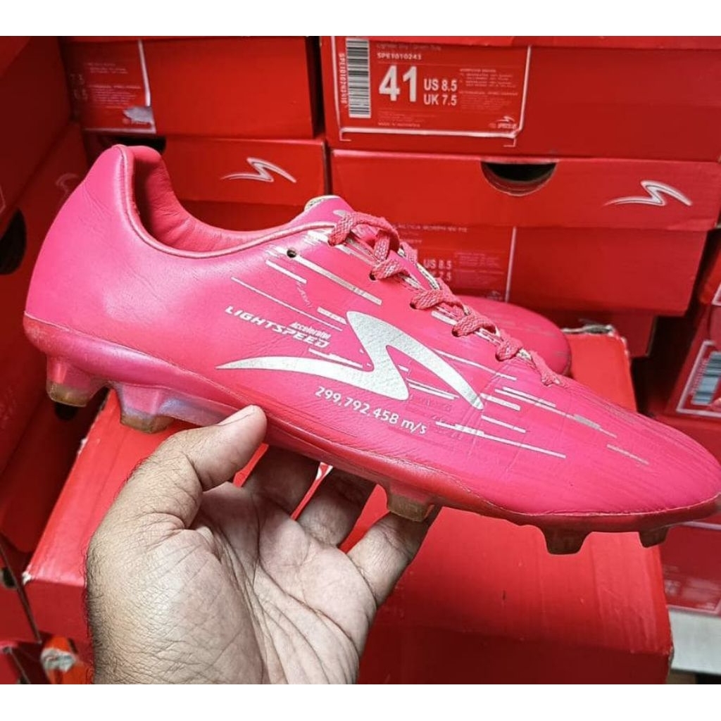 Sepatu Bola Specs Accelerator Reborn FG Diva Pink second Top Size 40