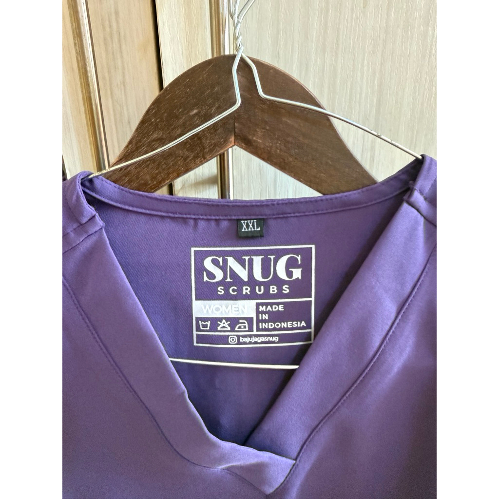 Preloved scrub medis SNUG