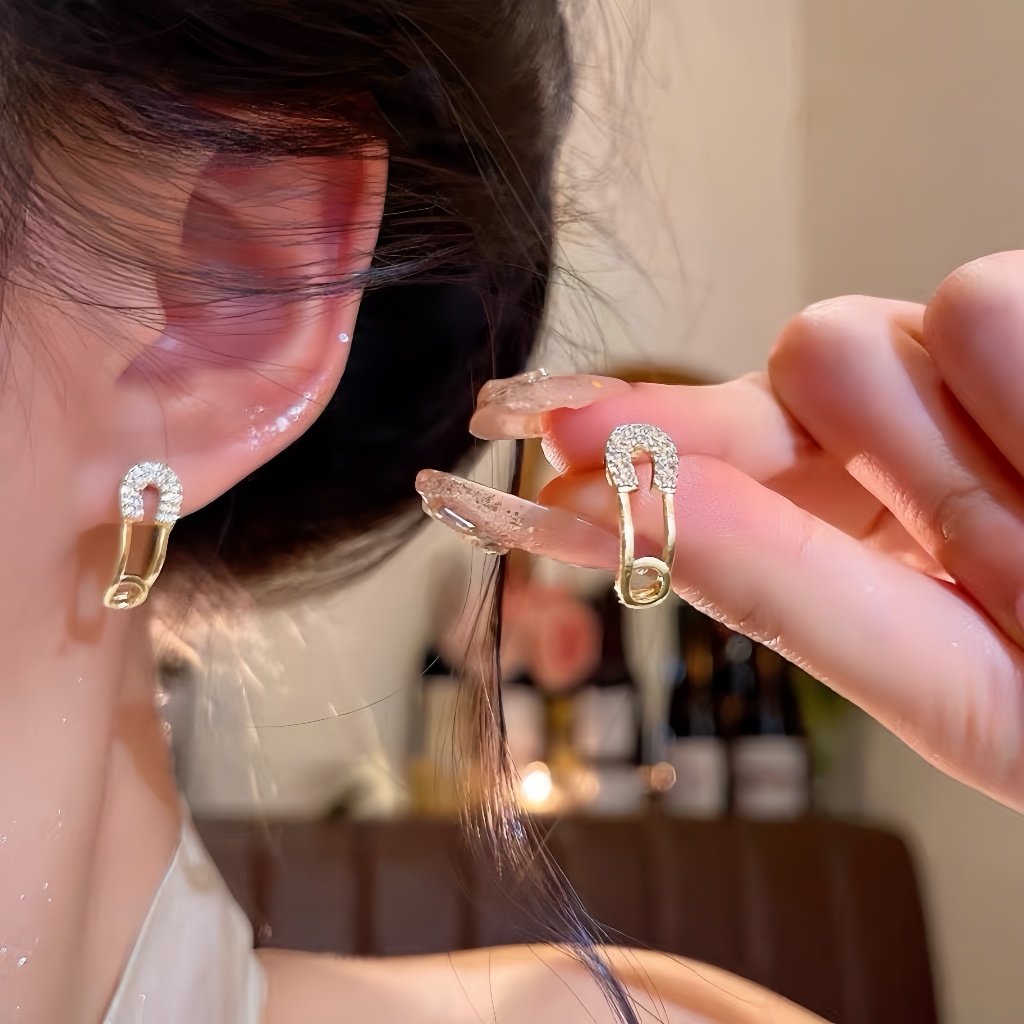 FF241Hidayah Perhiasan-Anting Peniti Kristal Desain Minimalis Emas Gaya